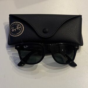 Ray-Ban Classic Black Sunglasses